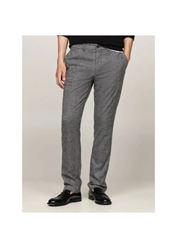 Tommy Hilfiger Spodnie chino | Regular Fit ze sklepu Gomez Fashion Store w kategorii Spodnie męskie - zdjęcie 185004021