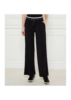 Marc Cain Spodnie Welcom | flare fit ze sklepu Gomez Fashion Store w kategorii Spodnie damskie - zdjęcie 185004954