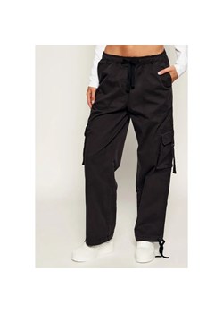 Tommy Jeans Spodnie cargo | Loose fit ze sklepu Gomez Fashion Store w kategorii Spodnie damskie - zdjęcie 185005001
