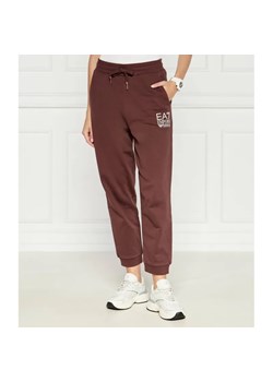EA7 Spodnie dresowe | Regular Fit ze sklepu Gomez Fashion Store w kategorii Spodnie damskie - zdjęcie 185005192