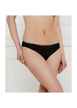 Tommy Hilfiger Figi ze sklepu Gomez Fashion Store w kategorii Majtki damskie - zdjęcie 185005240
