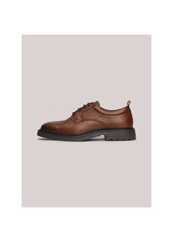 Tommy Hilfiger Skórzane derby COMFORT ze sklepu Gomez Fashion Store w kategorii Buty eleganckie męskie - zdjęcie 185005802