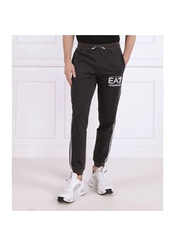 EA7 Spodnie dresowe | Regular Fit ze sklepu Gomez Fashion Store w kategorii Spodnie męskie - zdjęcie 185007002