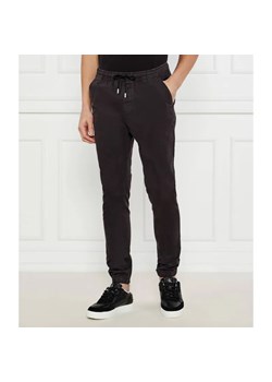 Tommy Jeans Spodnie jogger AUSTIN | Regular Fit ze sklepu Gomez Fashion Store w kategorii Spodnie męskie - zdjęcie 185008070