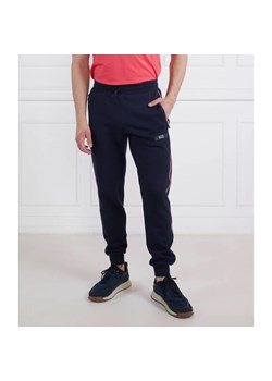 EA7 Spodnie dresowe | Regular Fit ze sklepu Gomez Fashion Store w kategorii Spodnie męskie - zdjęcie 185008543