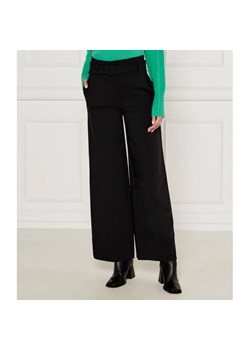 Marc Cain Spodnie | flare fit ze sklepu Gomez Fashion Store w kategorii Spodnie damskie - zdjęcie 185009322