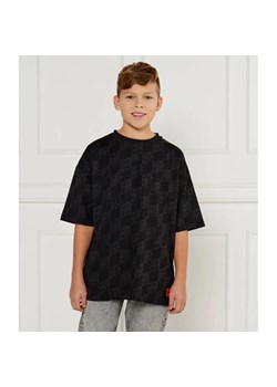 HUGO KIDS T-shirt ALL OVER | Relaxed fit ze sklepu Gomez Fashion Store w kategorii T-shirty chłopięce - zdjęcie 185009844
