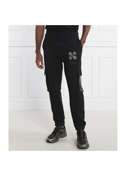 HUGO Spodnie dresowe Drisbee | Regular Fit ze sklepu Gomez Fashion Store w kategorii Spodnie męskie - zdjęcie 185010781
