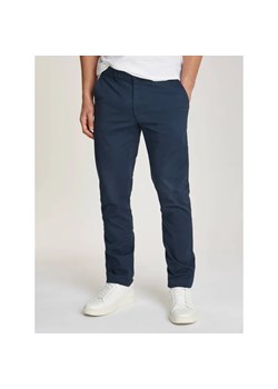 Calvin Klein Spodnie chino MODERN TWILL | Slim Fit ze sklepu Gomez Fashion Store w kategorii Spodnie męskie - zdjęcie 185011523