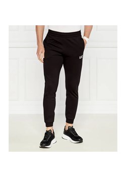 EA7 Spodnie dresowe | Slim Fit - id: E7245M000149012 - marki Emporio Armani - 185012084 EA7 Spodnie dresowe | Slim Fit ze sklepu Gomez Fashion Store w kategorii Spodnie męskie - zdjęcie 185012084