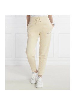 HUGO Spodnie dresowe Easy Jogger 3 | Relaxed fit ze sklepu Gomez Fashion Store w kategorii Spodnie damskie - zdjęcie 185012293