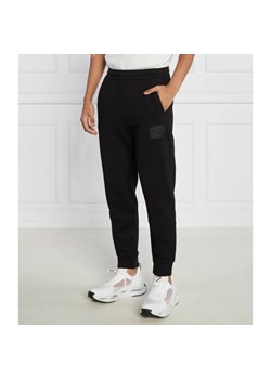 Armani Exchange Spodnie dresowe | Regular Fit ze sklepu Gomez Fashion Store w kategorii Spodnie męskie - zdjęcie 185012360
