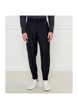 Emporio Armani Spodnie | Relaxed fit ze sklepu Gomez Fashion Store w kategorii Spodnie męskie - zdjęcie 185013473