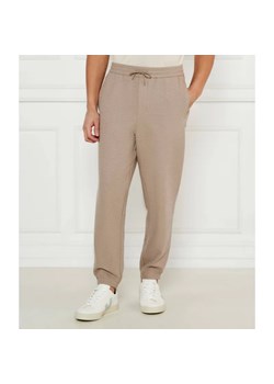 Emporio Armani Spodnie dresowe | Regular Fit ze sklepu Gomez Fashion Store w kategorii Spodnie męskie - zdjęcie 185013652