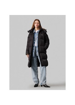 Calvin Klein Jeans Puchowa kurtka | Regular Fit ze sklepu Gomez Fashion Store w kategorii Kurtki damskie - zdjęcie 185013841