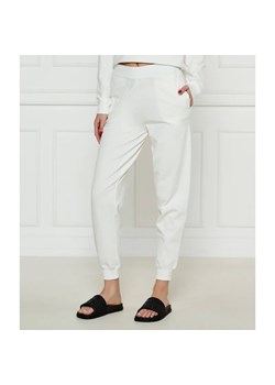 Hugo Bodywear Spodnie dresowe SHUFFLE | Regular Fit ze sklepu Gomez Fashion Store w kategorii Spodnie damskie - zdjęcie 185015481