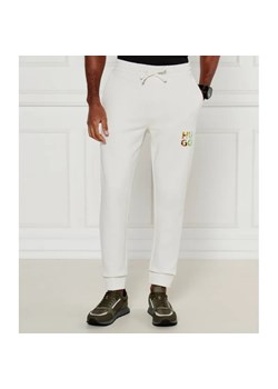 HUGO Spodnie dresowe Dirdupan | Regular Fit ze sklepu Gomez Fashion Store w kategorii Spodnie męskie - zdjęcie 185015872