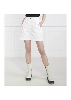 Armani Exchange Szorty | Regular Fit ze sklepu Gomez Fashion Store w kategorii Szorty - zdjęcie 185016150