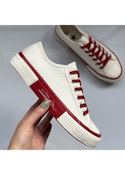 Białe trampki damskie Super Star 525-c4 ze sklepu suzana.pl w kategorii Trampki damskie - zdjęcie 185017370