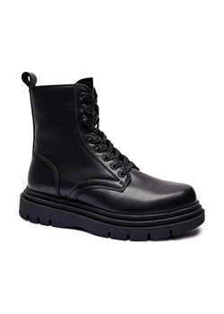 Armani Exchange Skórzane trapery ze sklepu Gomez Fashion Store w kategorii Buty zimowe męskie - zdjęcie 185027720