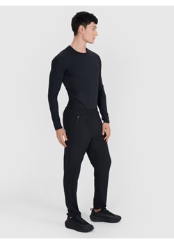 Męski longsleeve treningowy 4F 4FWMM00TFLOM507 - czarny ze sklepu Sportstylestory.com w kategorii T-shirty męskie - zdjęcie 185049824