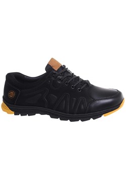 Czarne sznurowane obuwie trekkingowe /B2-2 18034 T386/ ze sklepu Pantofelek24.pl w kategorii Buty sportowe męskie - zdjęcie 185064391