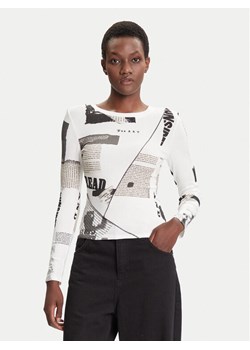 Desigual Bluzka Newspaper 25WWTK25 Biały Regular Fit ze sklepu MODIVO w kategorii Bluzki damskie - zdjęcie 185066913