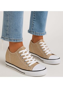 Złote trampki sneakersy na niskim koturnie /A6-3 13520 G099/ ze sklepu Pantofelek24.pl w kategorii Trampki damskie - zdjęcie 185070104