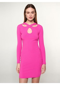 Sinsay - Sukienka mini prążkowana - różowy ze sklepu Sinsay w kategorii Sukienki - zdjęcie 185077254