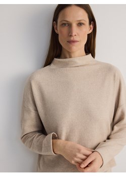 Reserved - Dzianinowa bluzka z półgolfem - beżowy ze sklepu Reserved w kategorii Bluzki damskie - zdjęcie 185081421