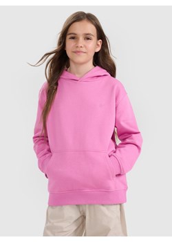 Dziewczęca bluza nierozpinana z kapturem 4F 4FJRAW25TSWSF2467 - różowa ze sklepu Sportstylestory.com w kategorii Bluzy dziewczęce - zdjęcie 185137682