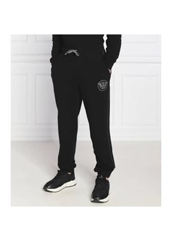Emporio Armani Spodnie dresowe | Regular Fit ze sklepu Gomez Fashion Store w kategorii Spodnie męskie - zdjęcie 185353072