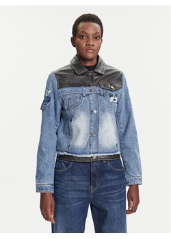 Desigual Kurtka jeansowa Contrast Mickey 25WWED16 Niebieski Regular Fit ze sklepu MODIVO w kategorii Kurtki damskie - zdjęcie 185353752