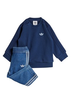 adidas Dres Denim Crew JD5826 Niebieski Regular Fit ze sklepu MODIVO w kategorii Odzież dla niemowląt - zdjęcie 185371790