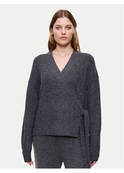 Triumph Kardigan Amourette Cozy 10225069 Szary Relaxed Fit ze sklepu MODIVO w kategorii Swetry damskie - zdjęcie 185371951