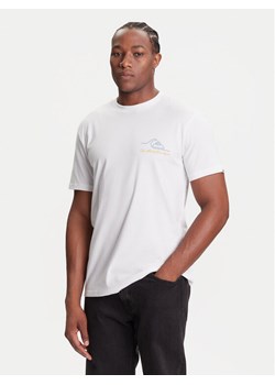 Quiksilver T-Shirt Light Waves Ss EQYZT08175 Biały Comfort Fit ze sklepu MODIVO w kategorii T-shirty męskie - zdjęcie 185373731
