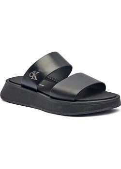 Calvin Klein Jeans Klapki | z dodatkiem skóry ze sklepu Gomez Fashion Store w kategorii Klapki damskie - zdjęcie 185378373