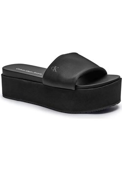 Calvin Klein Jeans Klapki ze sklepu Gomez Fashion Store w kategorii Klapki damskie - zdjęcie 185378570