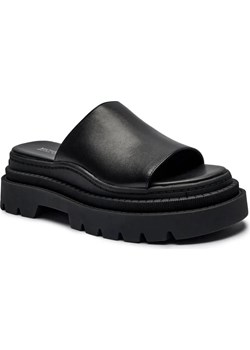 Michael Kors Skórzane klapki KENDRA ze sklepu Gomez Fashion Store w kategorii Klapki damskie - zdjęcie 185378663