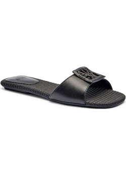 Armani Exchange Klapki ze sklepu Gomez Fashion Store w kategorii Klapki damskie - zdjęcie 185378694
