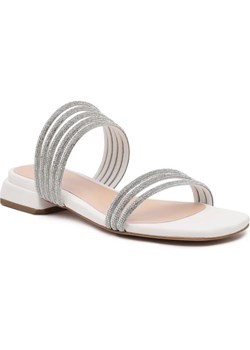 Marc Cain Klapki | z dodatkiem skóry ze sklepu Gomez Fashion Store w kategorii Klapki damskie - zdjęcie 185379321
