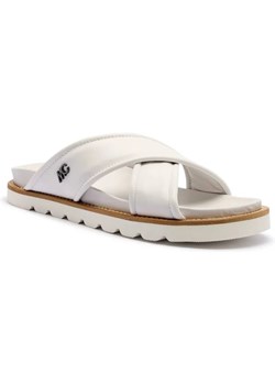 Marc Cain Skórzane klapki ze sklepu Gomez Fashion Store w kategorii Klapki damskie - zdjęcie 185379330