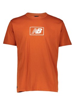 New Balance Koszulka &quot;Essentials&quot; w kolorze pomarańczowym ze sklepu Limango Polska w kategorii T-shirty męskie - zdjęcie 185388763