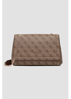 GUESS Brązowa logowana torebka damska Noelle II ze sklepu outfit.pl w kategorii Kopertówki - zdjęcie 185396254