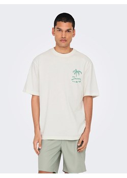 ONLY &amp; SONS Koszulka &quot;Milo&quot; w kolorze biało-zielonym ze sklepu Limango Polska w kategorii T-shirty męskie - zdjęcie 185407280