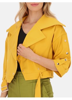 Kurtka bawełniana damska krótka musztardowa z napami EyeForFashion ze sklepu Eye For Fashion w kategorii Kurtki damskie - zdjęcie 185408124