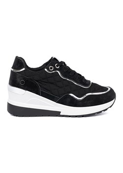 Shelvt Czarne sneakersy damskie na koturnie ze sklepu ButyModne.pl w kategorii Buty sportowe damskie - zdjęcie 185415304