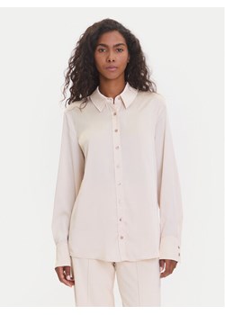 Guess Koszula W5YH03 WF1T2 Beżowy Regular Fit ze sklepu MODIVO w kategorii Koszule damskie - zdjęcie 185415894