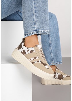 Brązowo-Białe Sneakersy na Tłoczonej Platformie z Paskami Ozdobione Printem w Krowie Łaty Rilasena - id: 1220-526-COW - marki Renee - 185420934 Brązowo-Białe Sneakersy na Tłoczonej Platformie z Paskami Ozdobione Printem w Krowie Łaty Rilasena ze sklepu renee.pl w kategorii Buty sportowe damskie - zdjęcie 185420934