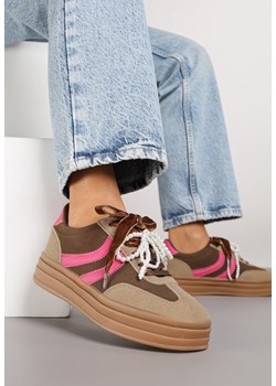 Brązowe Sneakersy w Stylu Tenisówek na Grubej Podeszwie z Tłoczeniem i Perłami Asortte ze sklepu born2be.pl w kategorii Buty sportowe damskie - zdjęcie 185422424